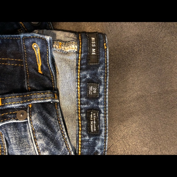 Embroidered MissMe Jeans 🌼 - Picture 3 of 4